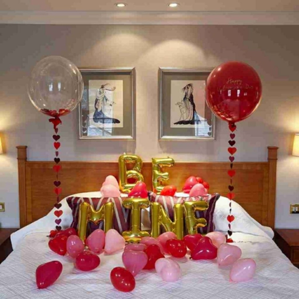 romantisch schlafzimmer gestalten be mine botschaft viele ballons