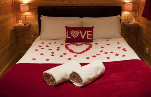 romantisch schlafzimmer gestalten bettdeko ideen