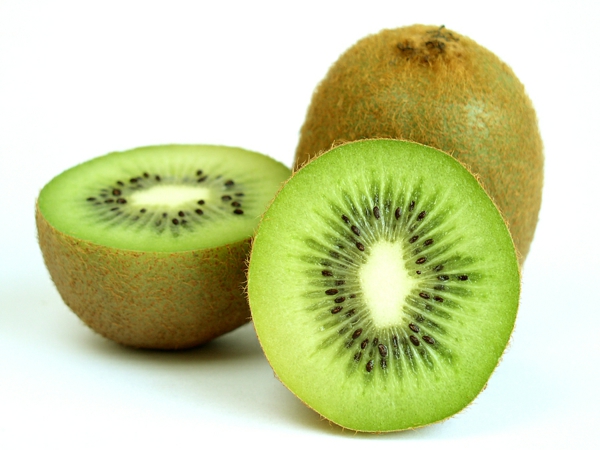 sind kiwis gesund kiwi nährstoffe gesunde ernährung tipps