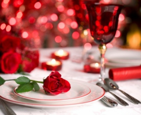 valentinstag bräuche romantische stimmung rote rose