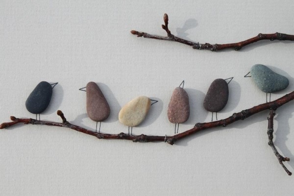 Steinbilder basteln – Ideen zum Inspirieren und Anleitung zum Nachmachen vögel am ast diy