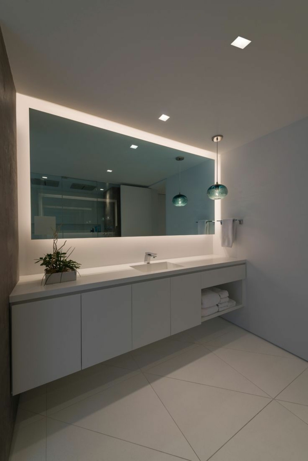 indirekte beleuchtung badezimmer hinterbeleuchtung badspiegel