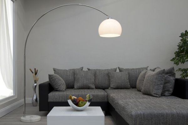 moderne lampen wohnzimmer bogenlampe ecksofa beleuchten