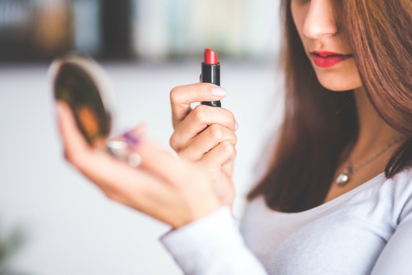 Kosmetikprodukte online kaufen Tipps Beauty Produkte Lippenstift