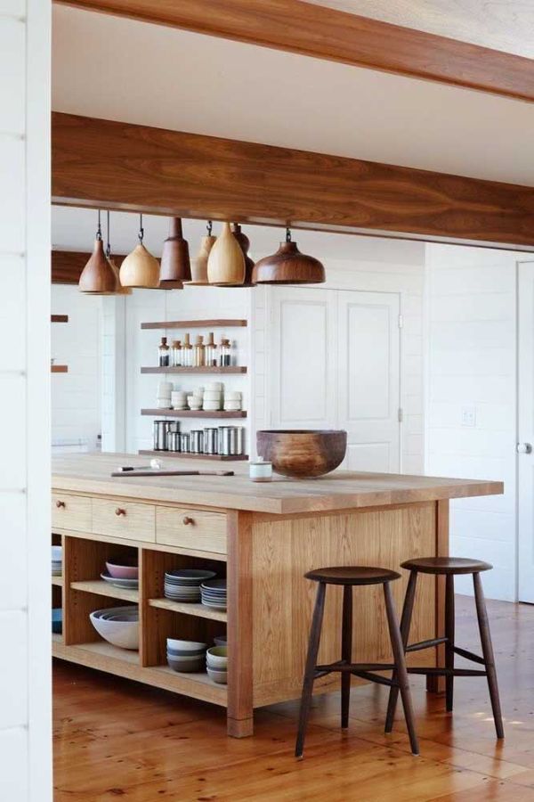 Kunstvolle Küchengestaltung aus Holz Holzküche