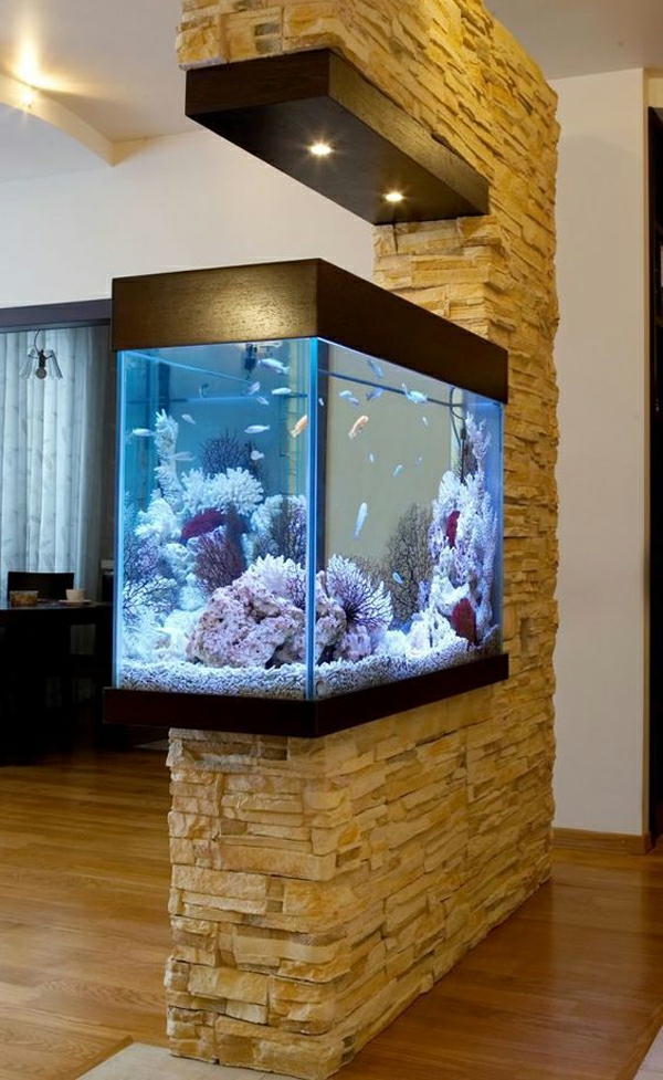 aquarium raumteiler akzentwand steinwand schöne wohnideen