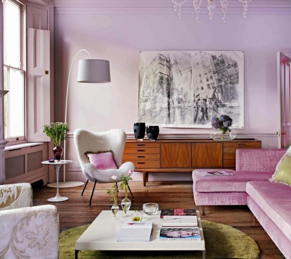 wandfarbe lila trendiges interieur wohnzimmer gemütlich schick