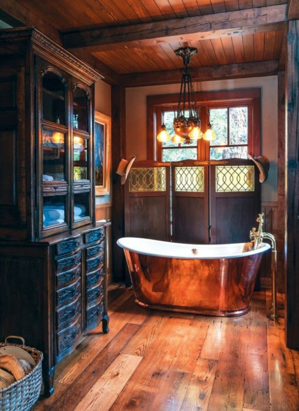 deckenbalken rusik vintage badezimmer azsgefallene badewanne