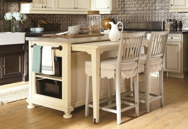 kücheninsel mit sitzgelegenheiten offene wohnküche schlichte farben