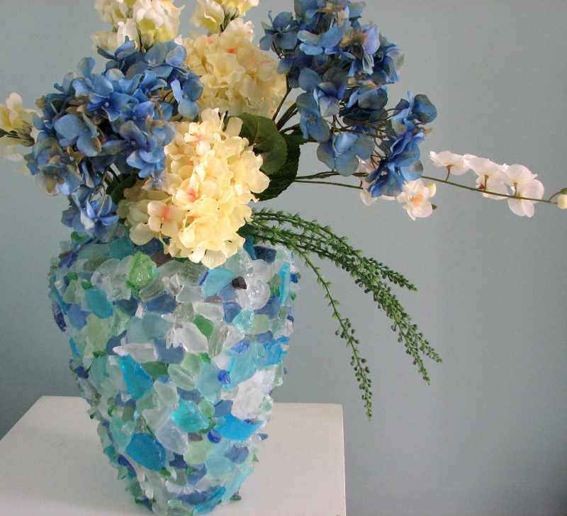 Basteln mit Meerglas – 20 sommerliche Ideen zum Inspirieren vase mit strandglas